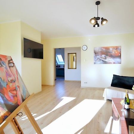 50 M Do Plazy Thobruk Apartamenty Piekna Dama Z Kolobrzegu Экстерьер фото