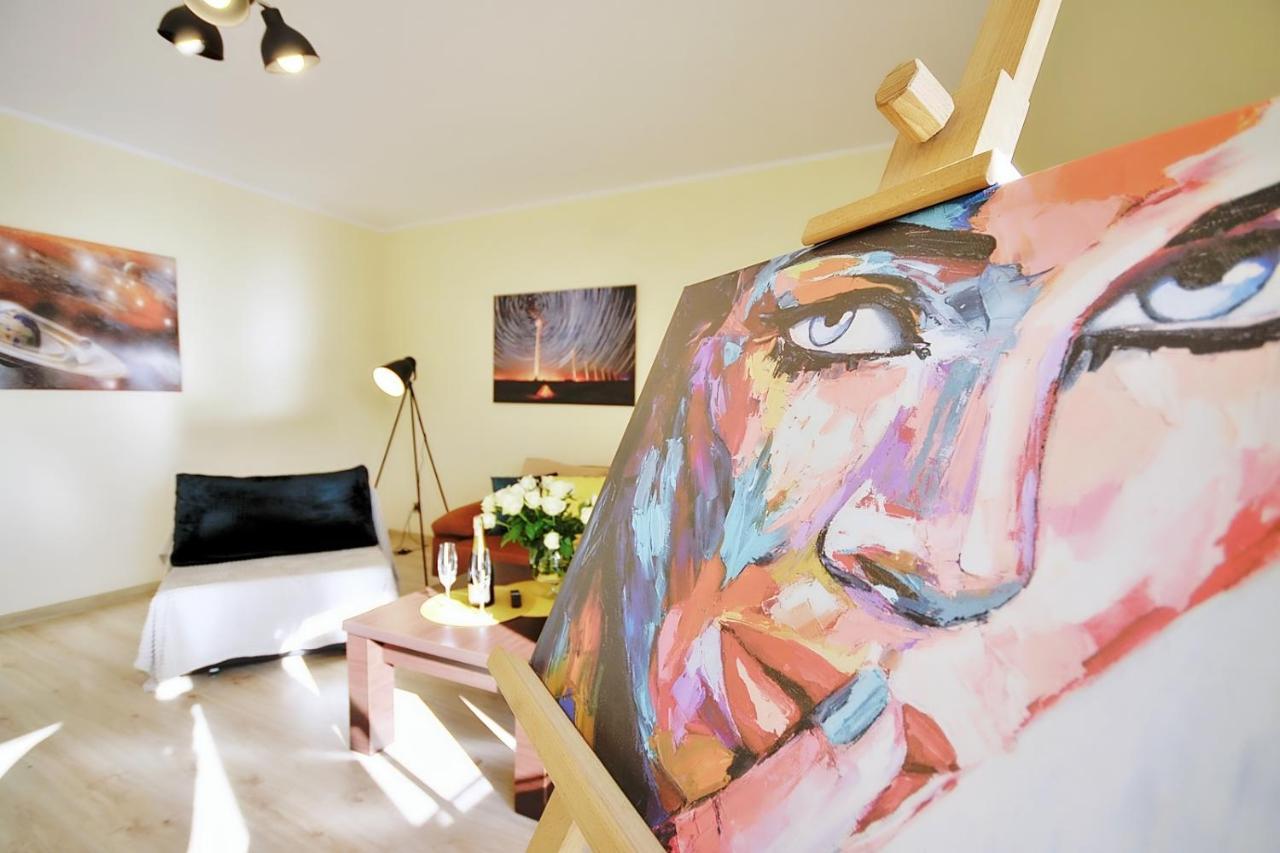 50 M Do Plazy Thobruk Apartamenty Piekna Dama Z Kolobrzegu Экстерьер фото