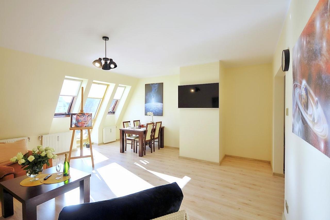 50 M Do Plazy Thobruk Apartamenty Piekna Dama Z Kolobrzegu Экстерьер фото
